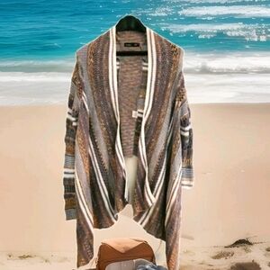 Gypsy 05 Drape Cardigan Size M Color is called Dove Grey